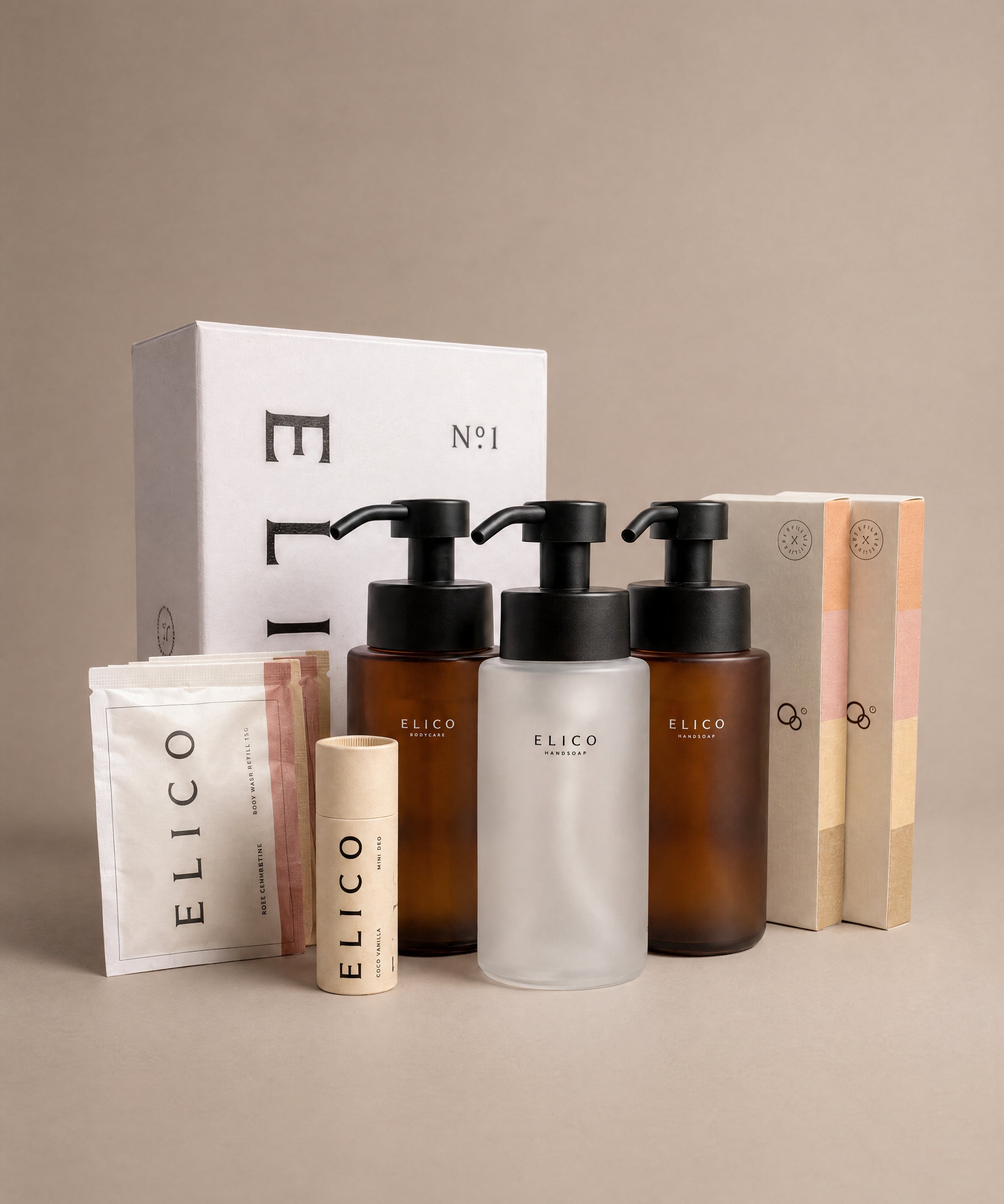 Hele hjemmet: tre dispensere i glass, refills, body wash og en Mini Deo