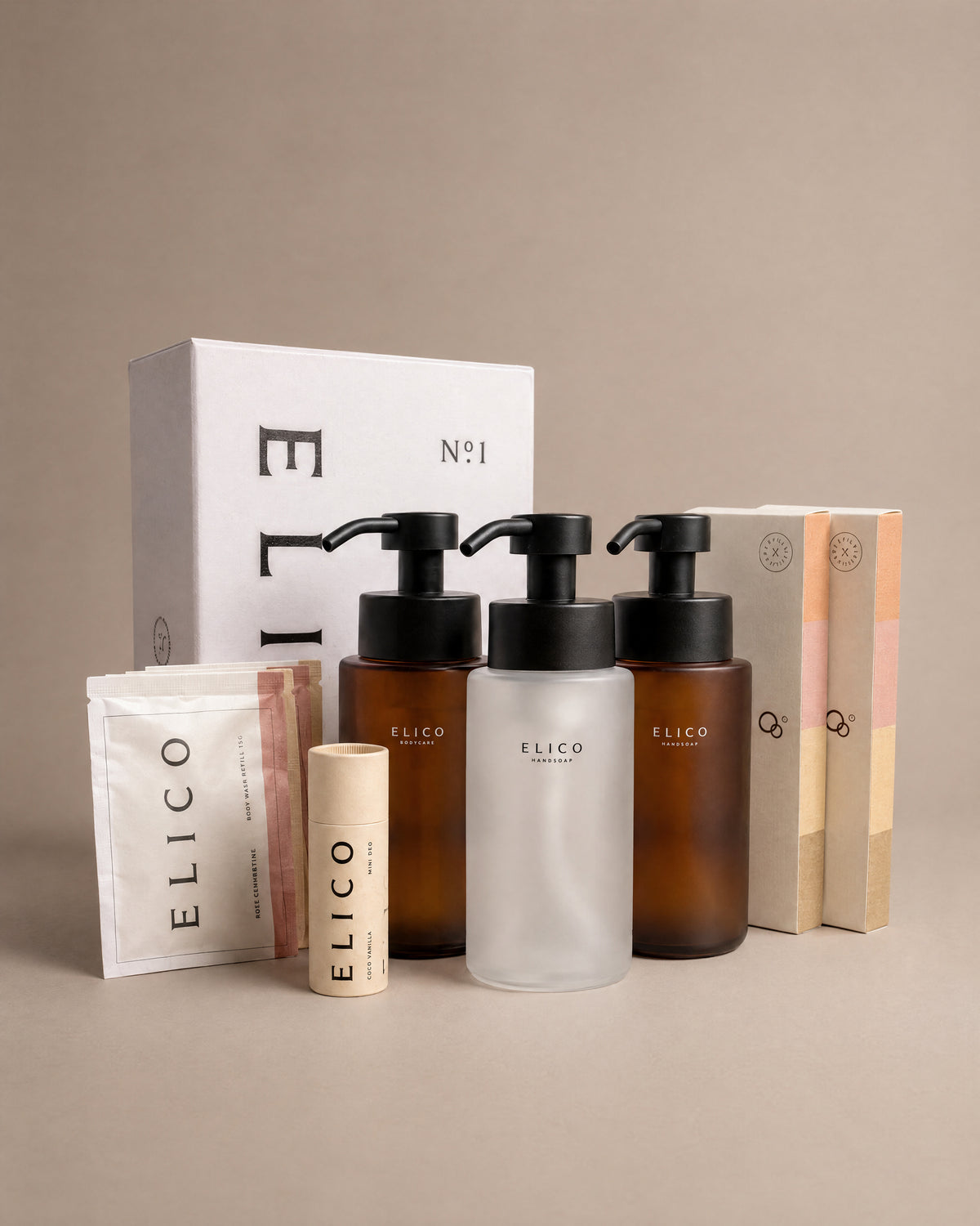 Hele hjemmet: tre dispensere i glass, refills, body wash og en Mini Deo